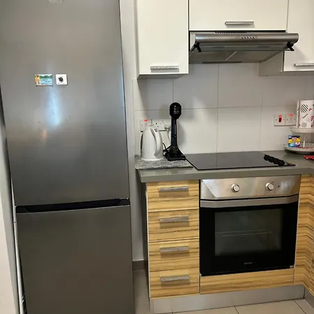 One-bedroom Apartment, 30m From The Apartment Protaras